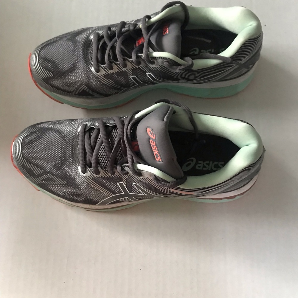 ASICS Women shoes gel Nimbus Used